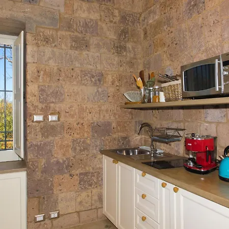 Daire Tozzoli House Sorrento